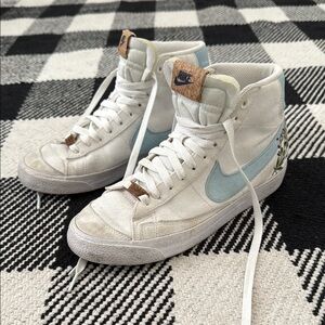 Nike Women's Blazer Mid in Indigo High-Top Sneakers - White and Blue